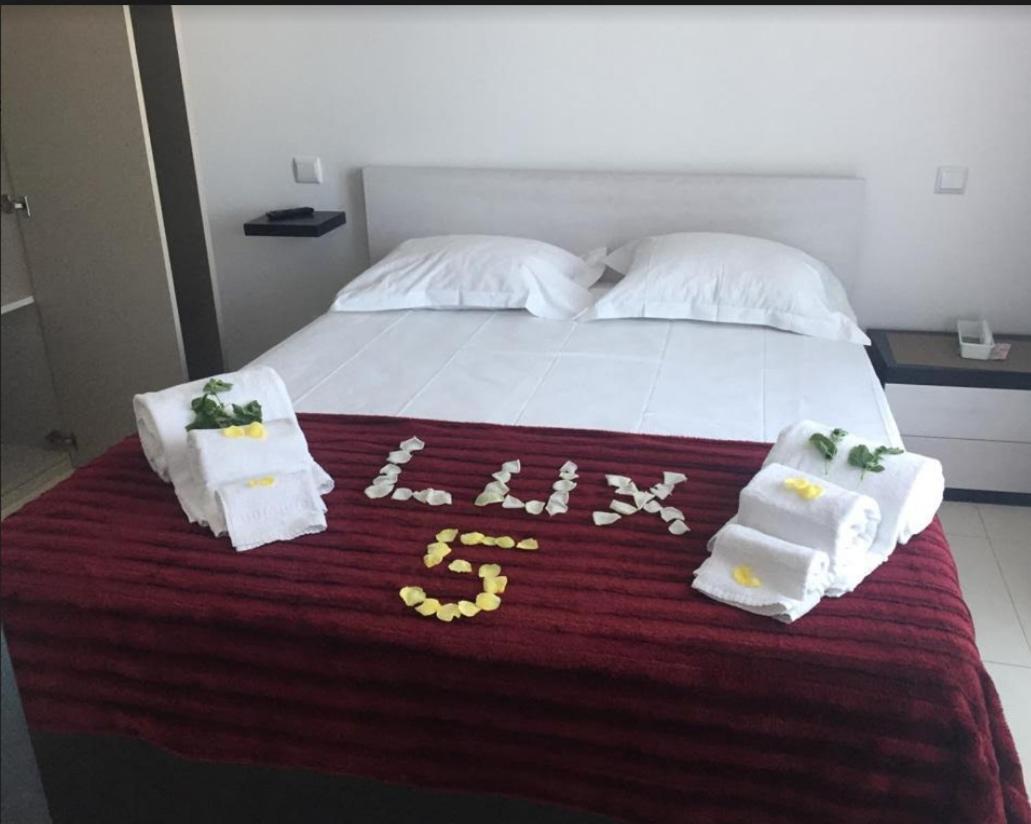Peralux Hotel Kültér fotó