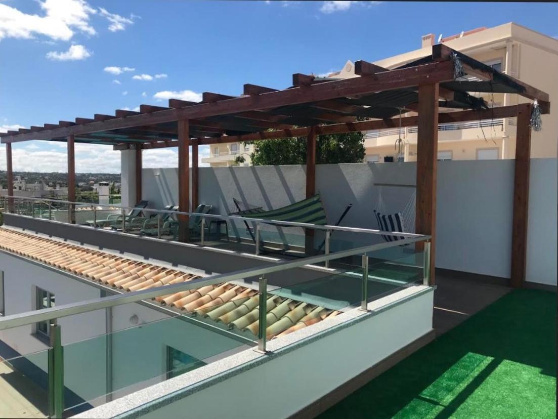 Peralux Hotel Kültér fotó