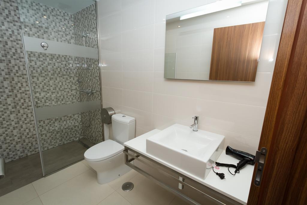 Peralux Hotel Kültér fotó
